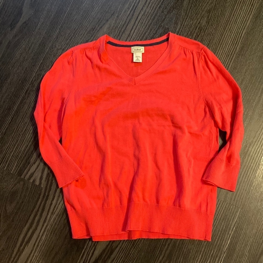 🍍L.L. BEAN V-NECK SWEATER 🍍SIZE LARGE🍍SALMON COLORED🍍O-1